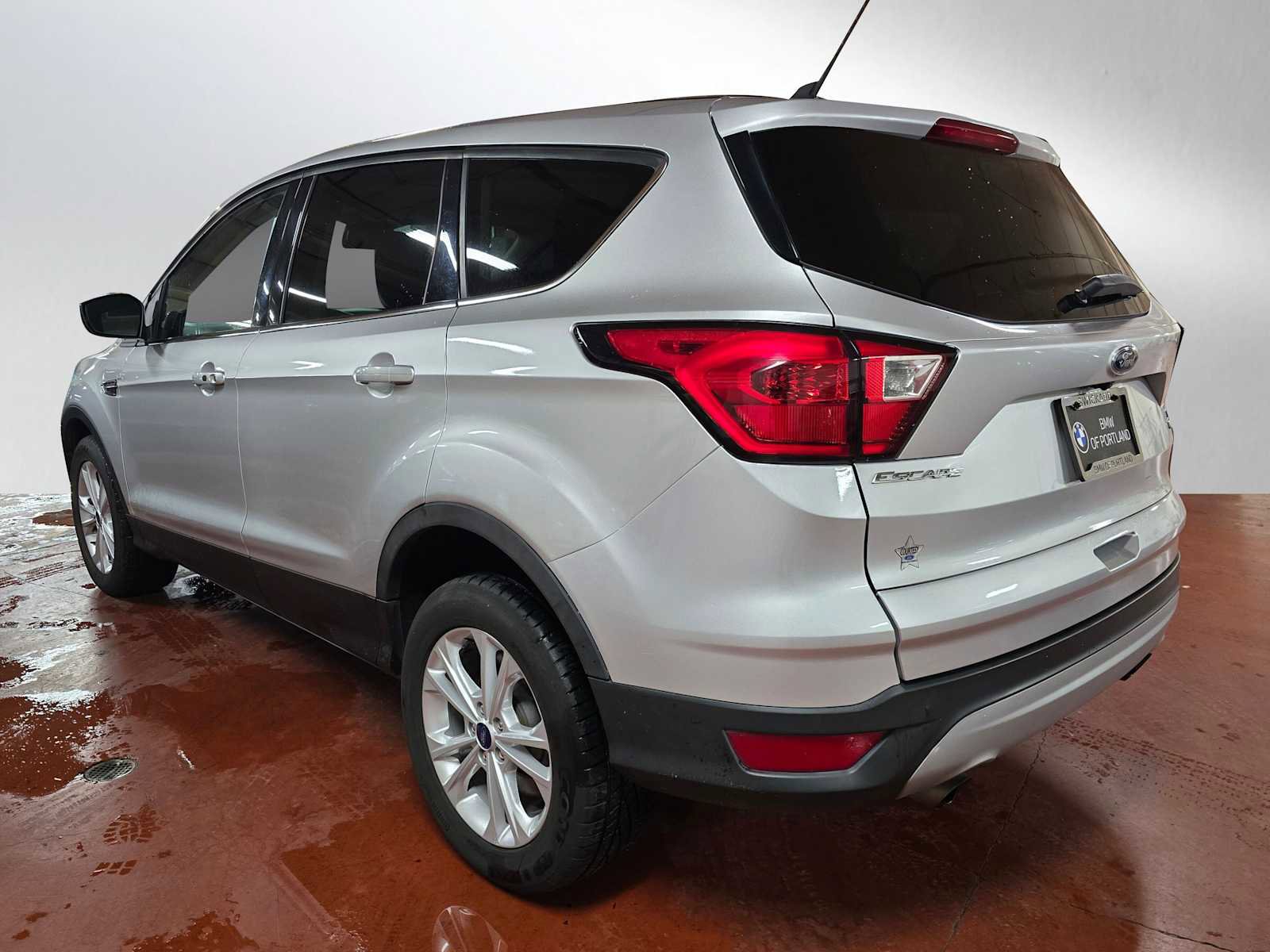 Used 2019 Ford Escape SE image 5