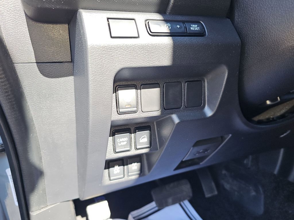 Used 2023 Nissan Frontier PRO-4X w/ Technology Package image 30