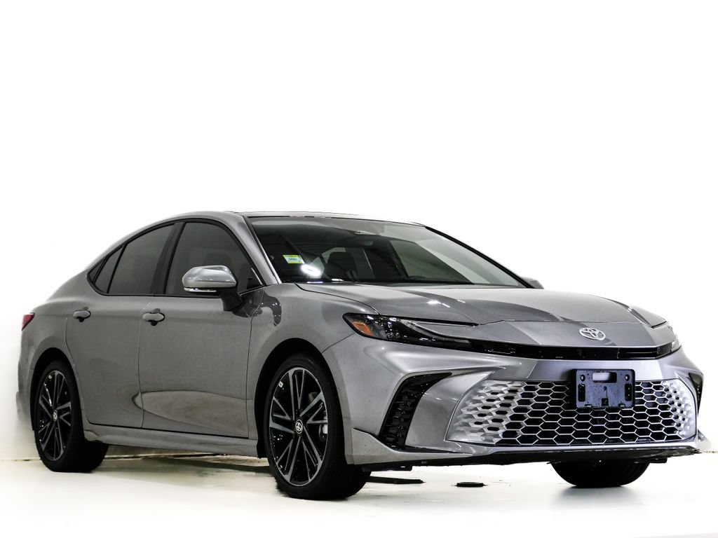 Used 2026 Toyota Camry XSE AWD/4WD image 1