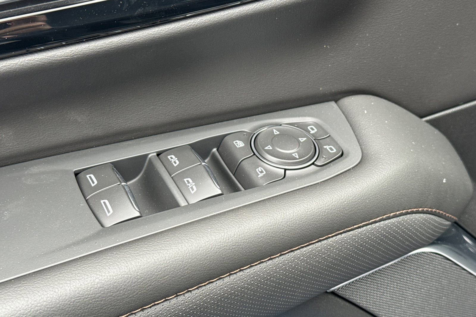 New 2026 Chevrolet Suburban High Country w/ Sun And Tow Package image 12