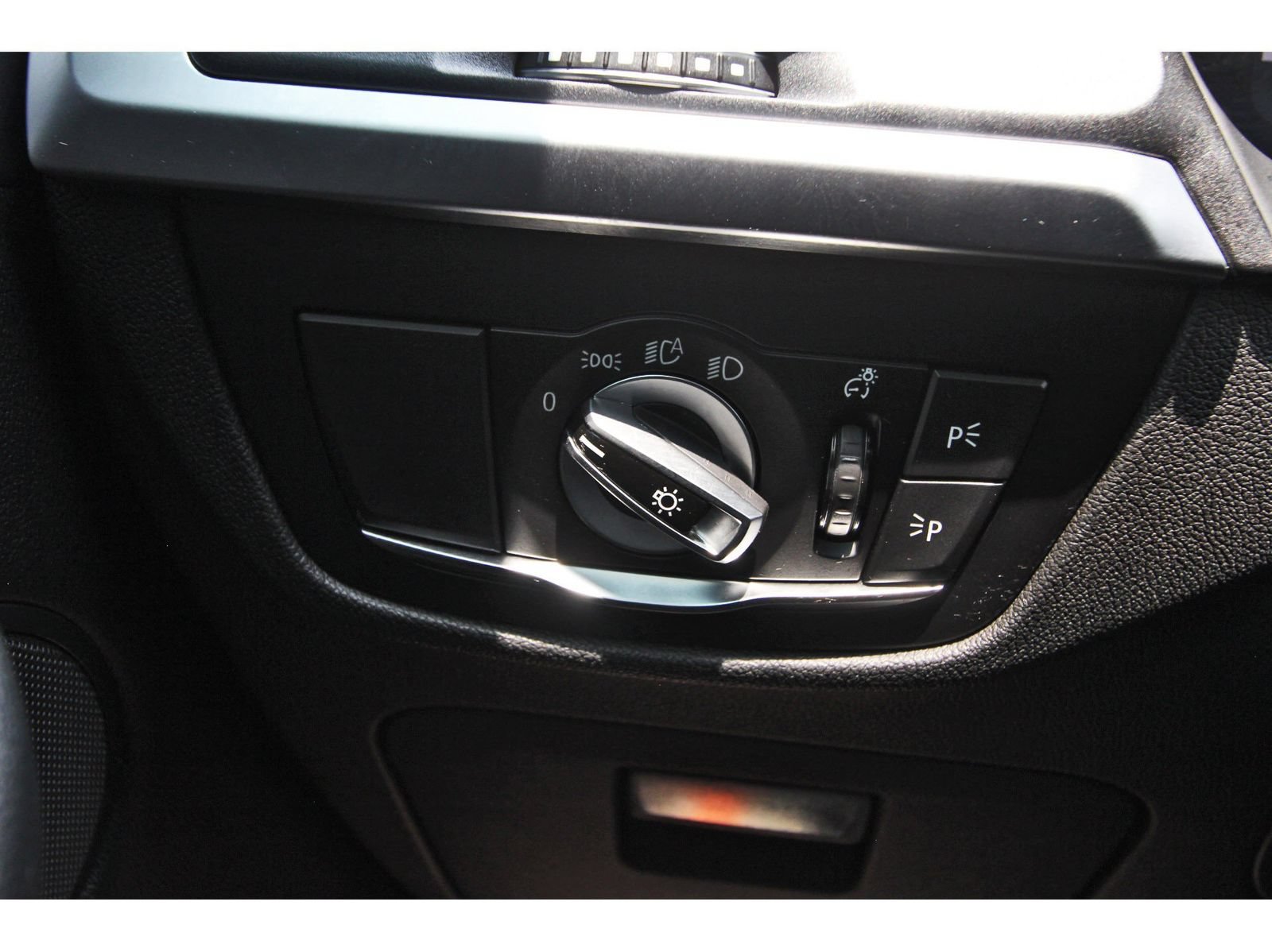 Used 2024 BMW X4 xDrive30i AWD/4WD image 22