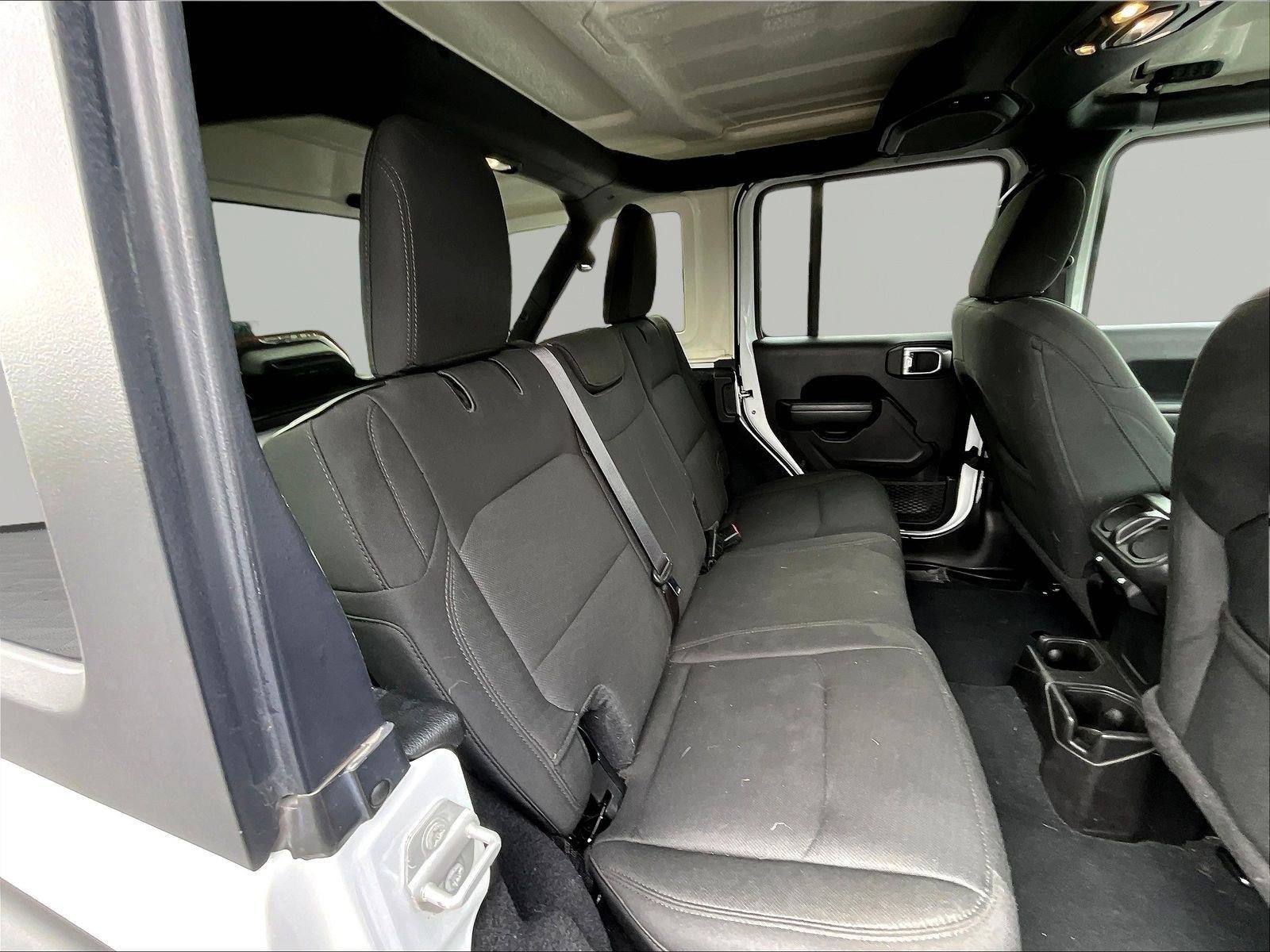 Used 2022 Jeep Wrangler Unlimited Sport AWD/4WD image 25