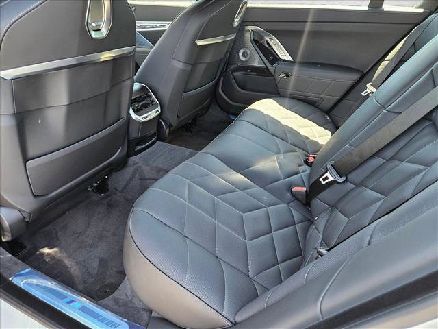 New 2026 BMW 760i xDrive w/ Executive Package AWD/4WD image 15