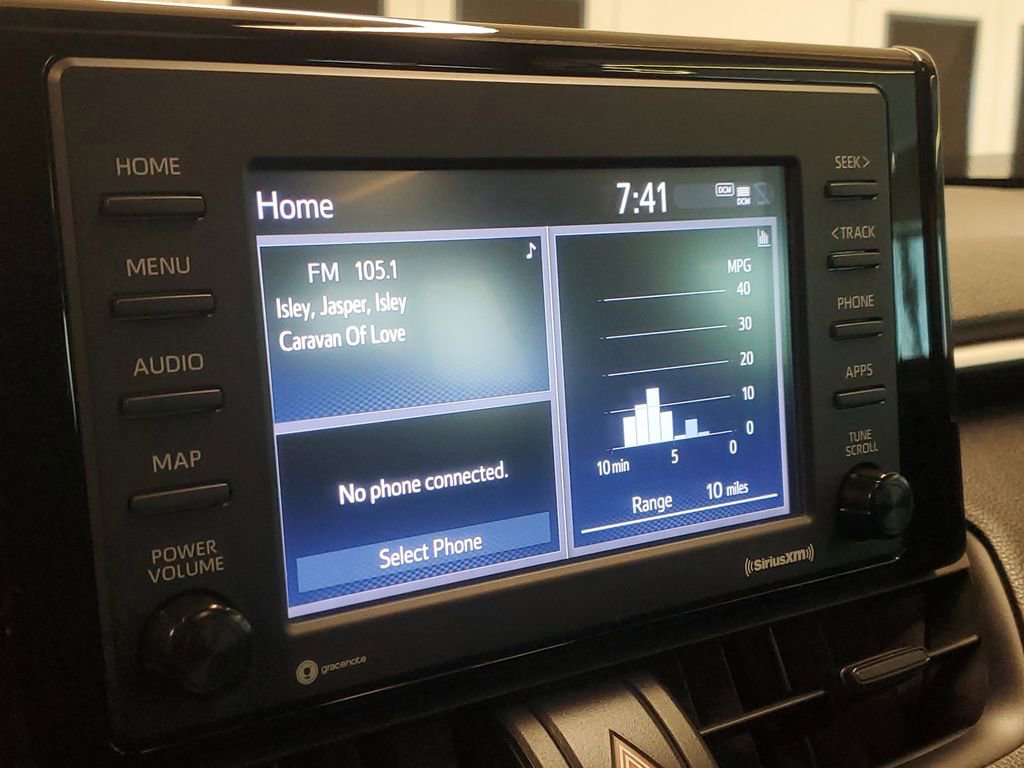 Used 2020 Toyota RAV4 XLE w/ Convenience Package image 26