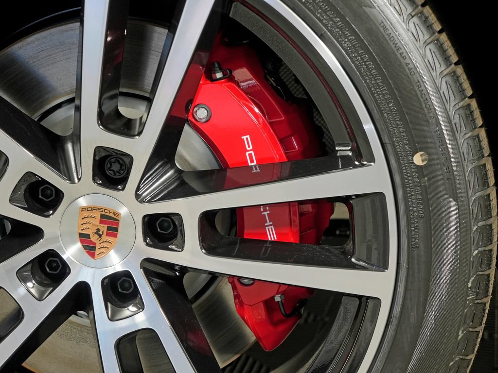 Certified 2026 Porsche Cayenne S AWD/4WD image 13