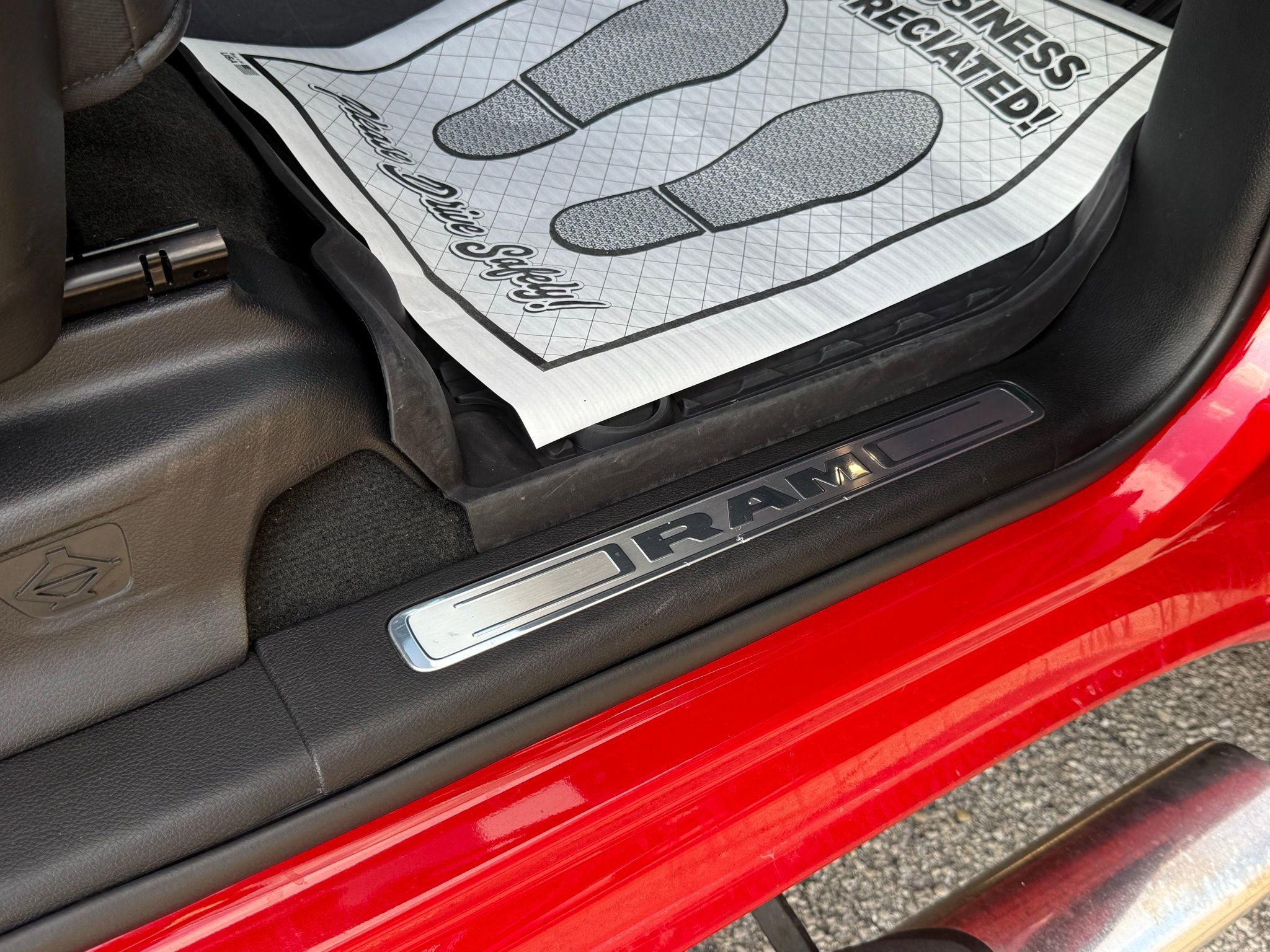 Used 2021 RAM 1500 Laramie w/ Sport Appearance Package image 23