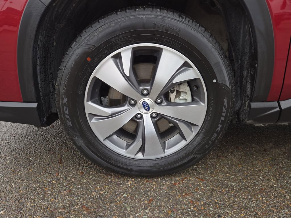 Used 2025 Subaru Ascent Premium w/ Premium Package image 10