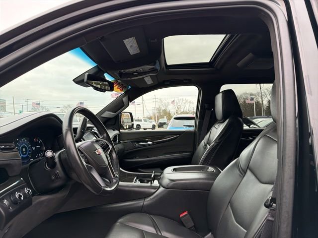 Used 2016 Cadillac Escalade Platinum image 13