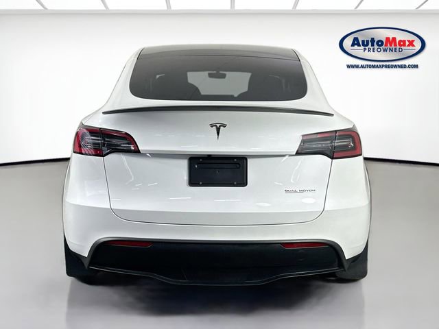 Used 2023 Tesla Model Y Performance image 8