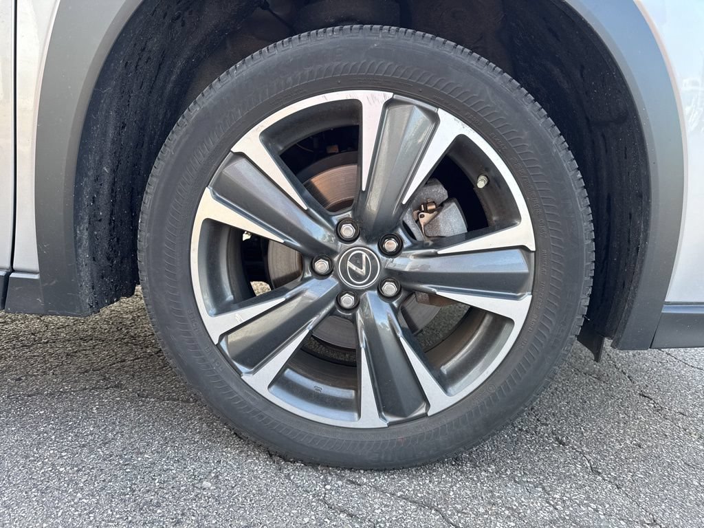 Used 2024 Lexus UX 250h AWD image 46