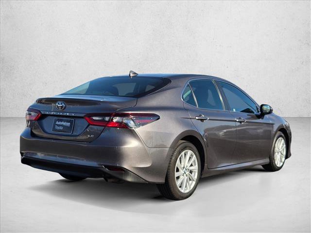 Used 2023 Toyota Camry LE image 5