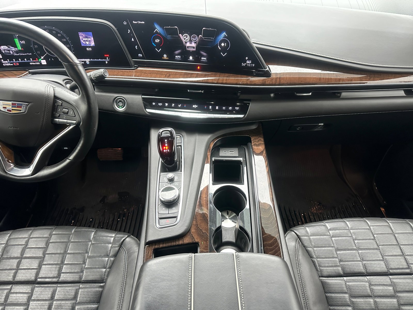 Used 2021 Cadillac Escalade Sport Platinum w/ LPO, ONYX Package AWD/4WD image 22