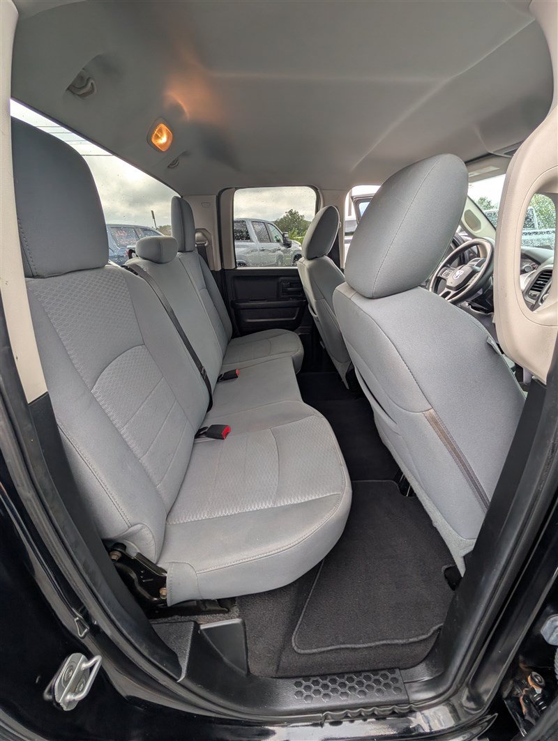 Used 2013 RAM 1500 Express AWD/4WD image 23