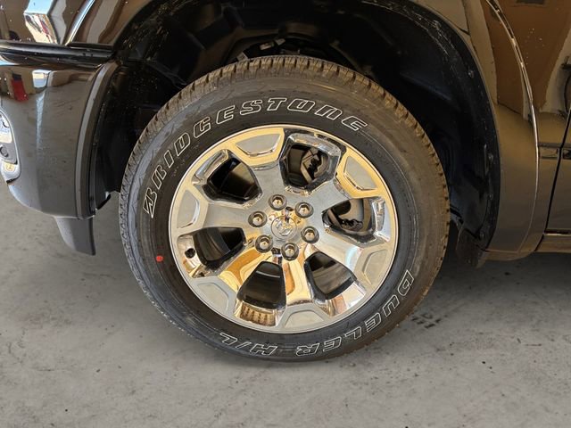 New 2026 RAM 1500 4x4 Crew Cab image 15