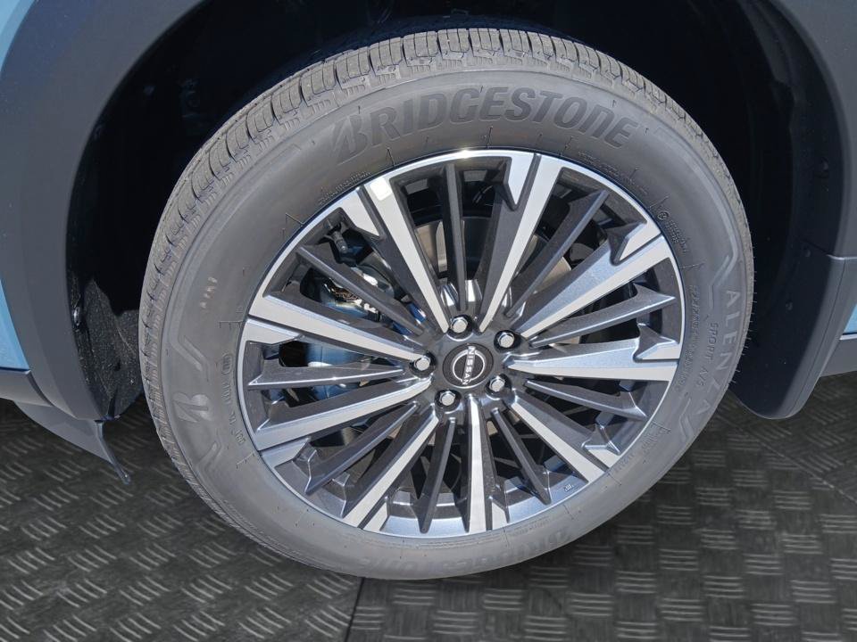 New 2026 Nissan Pathfinder Platinum FWD image 27