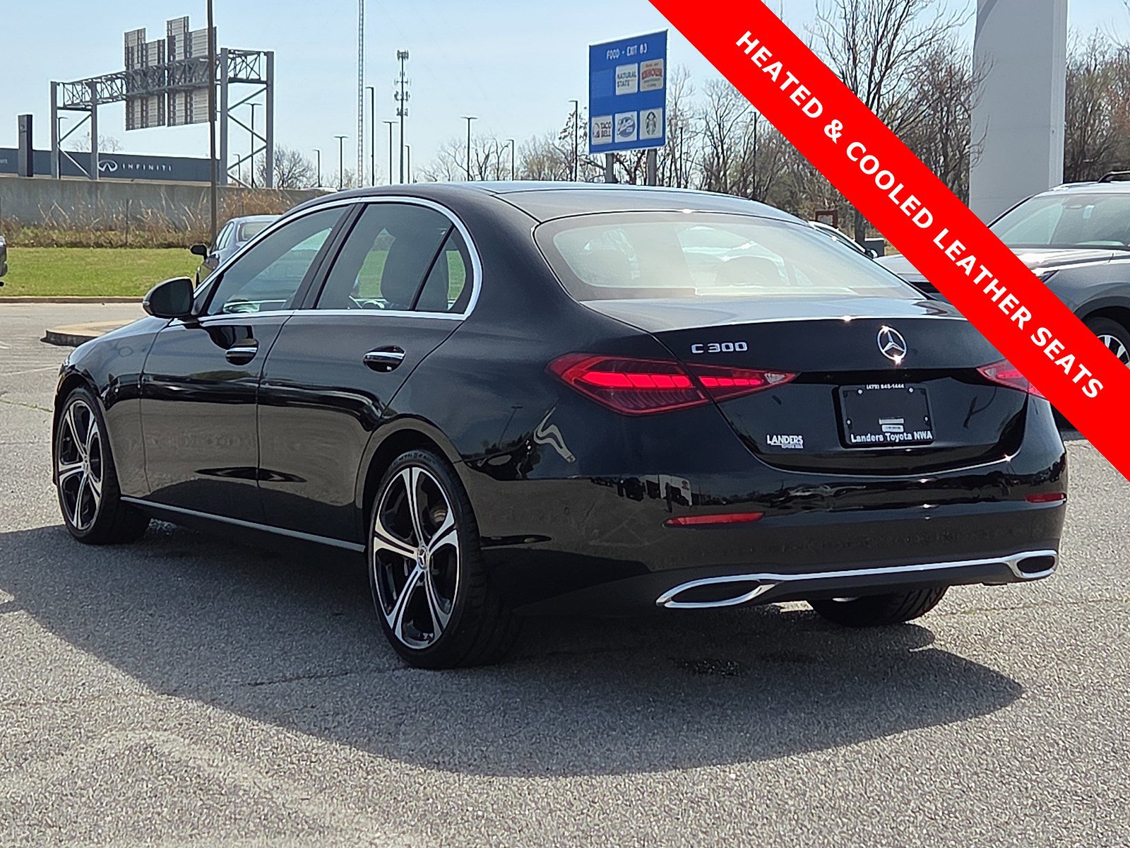 Used 2025 Mercedes-Benz C 300 Sedan image 4