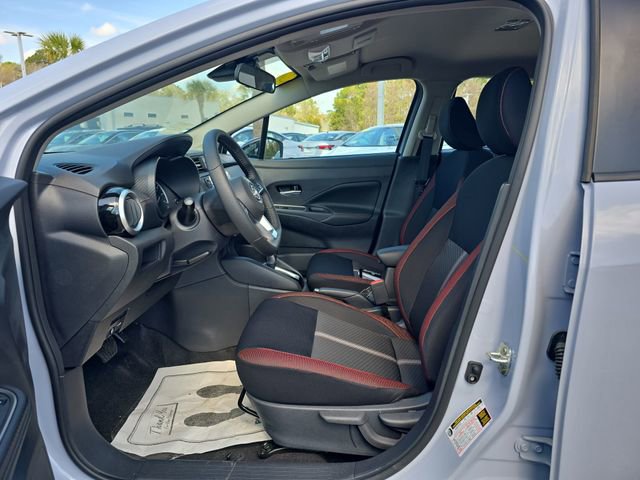 New 2025 Nissan Versa SR w/ Trunk Package image 14