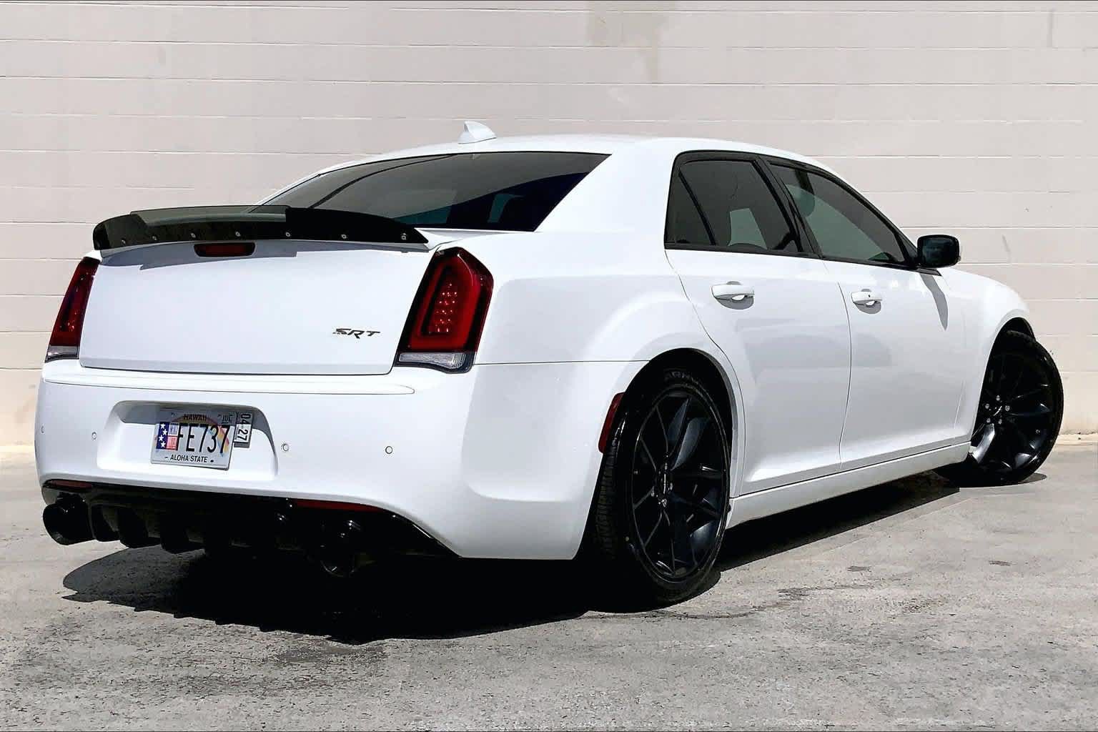 Used 2023 Chrysler 300 C RWD image 8