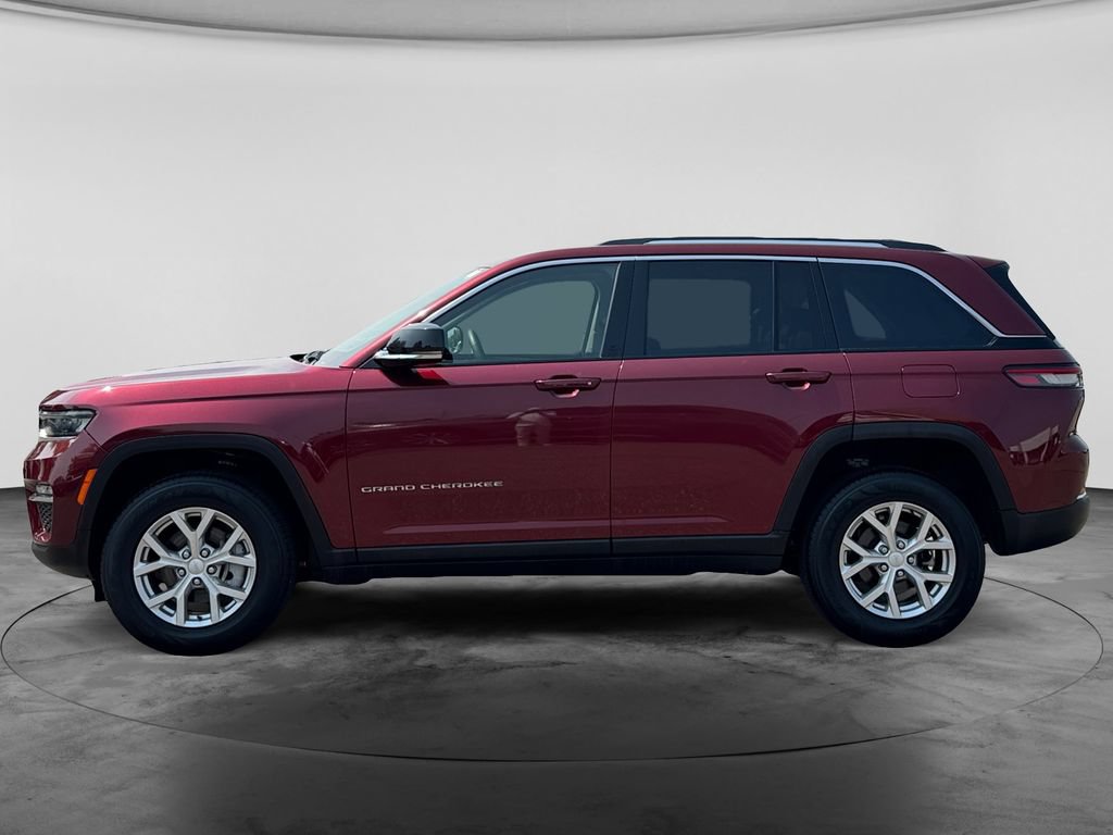 Used 2023 Jeep Grand Cherokee Limited AWD/4WD image 6