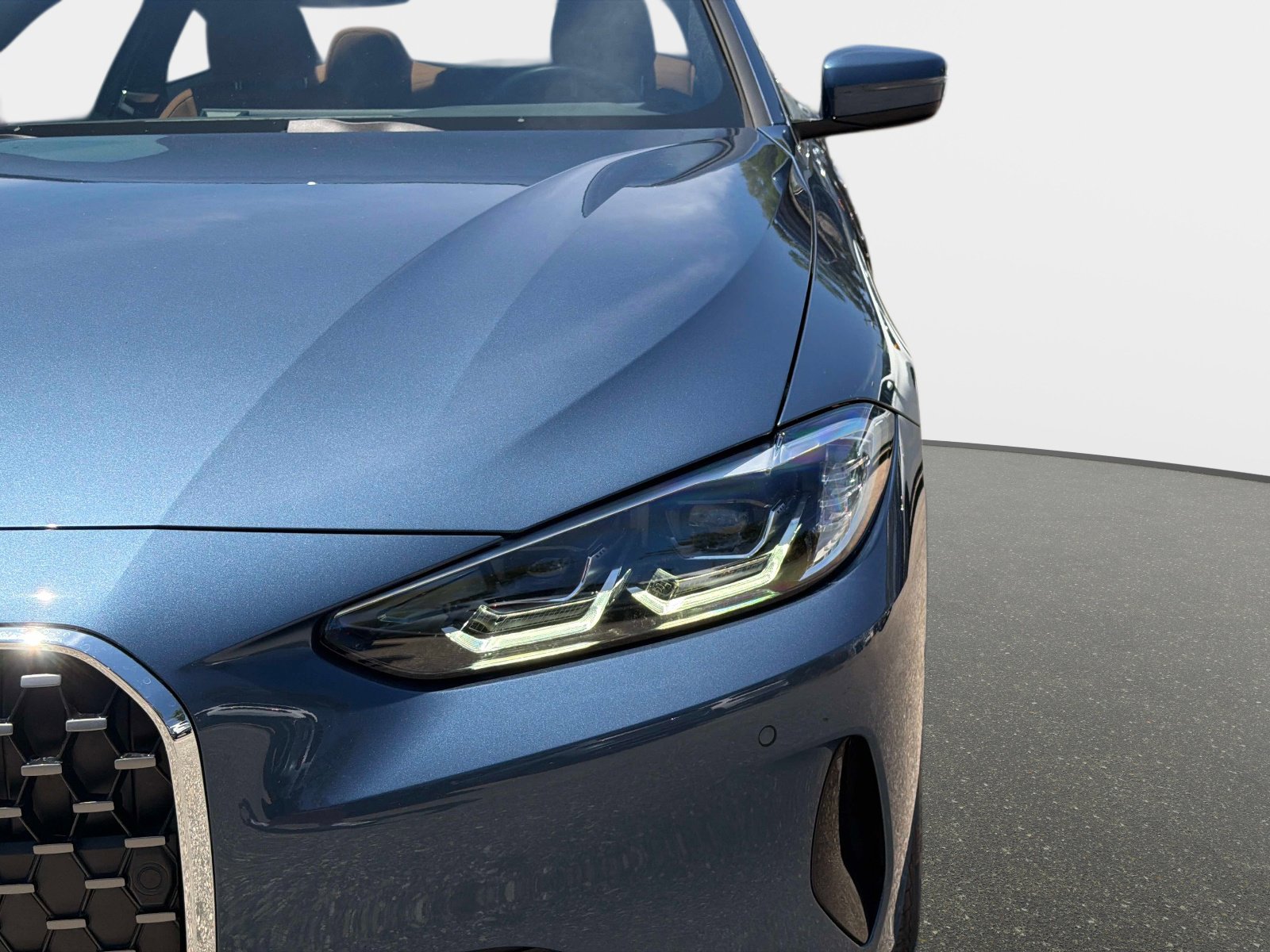 Used 2024 BMW 430i Coupe w/ Convenience Package RWD image 9