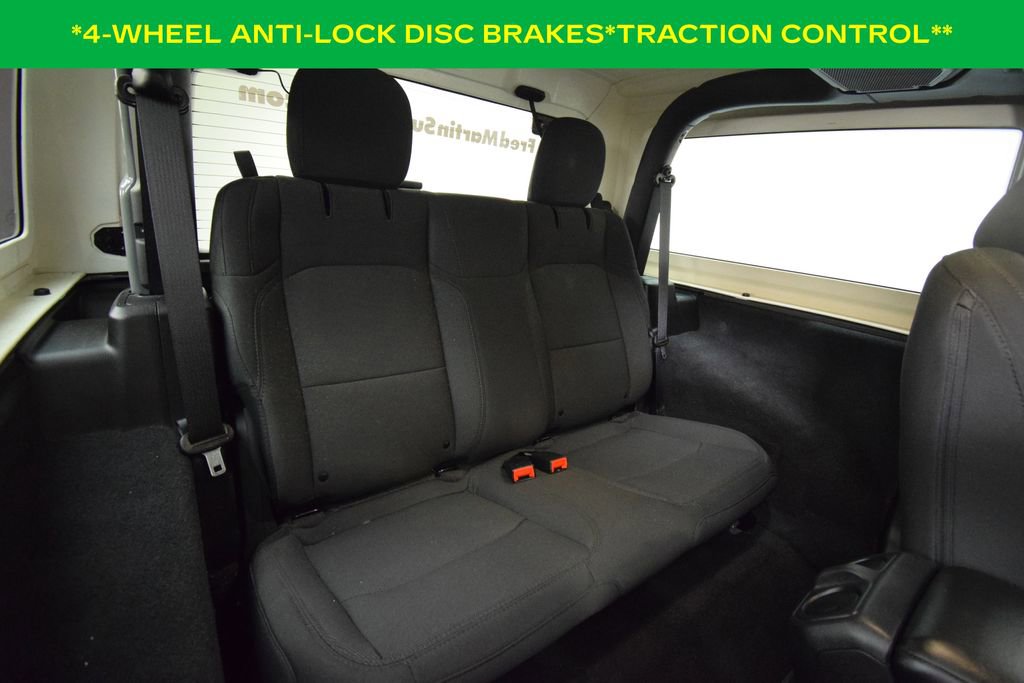 Used 2022 Jeep Wrangler Sport AWD/4WD image 12