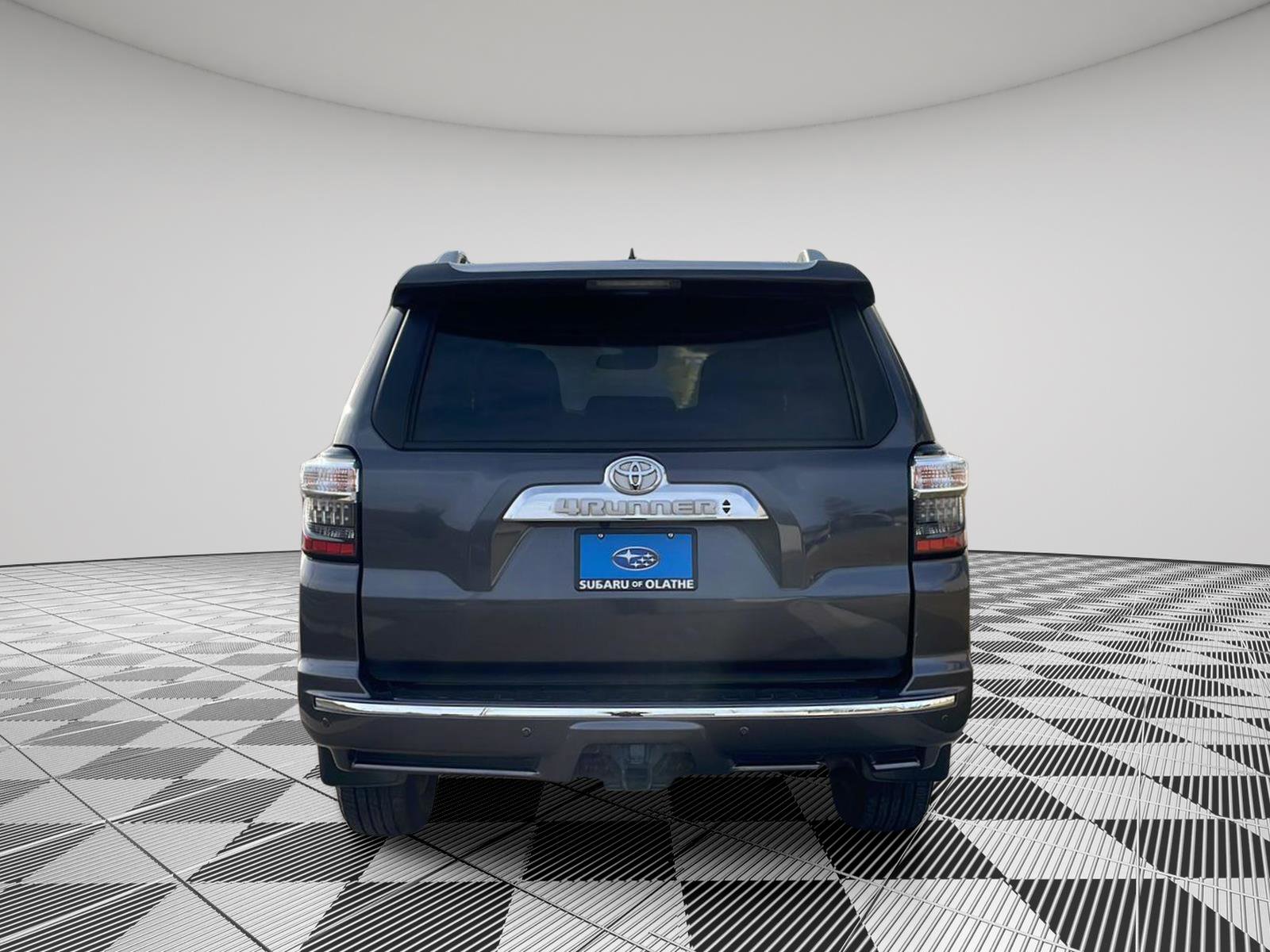 Used 2022 Toyota 4Runner Limited image 4