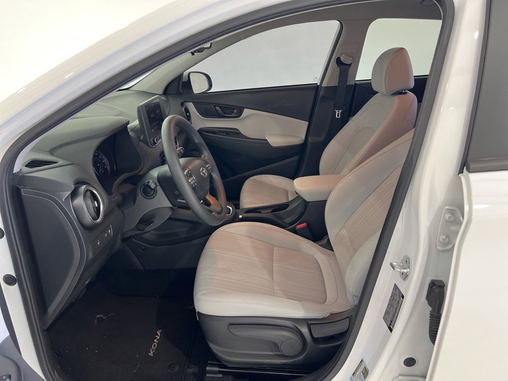 Used 2022 Hyundai Kona SEL w/ Cargo Package image 16