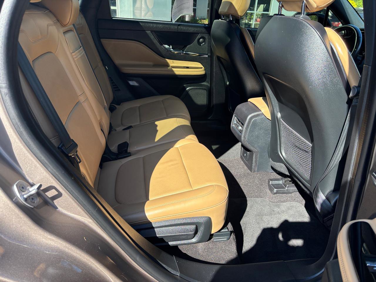 Used 2021 Lincoln Corsair Reserve image 14