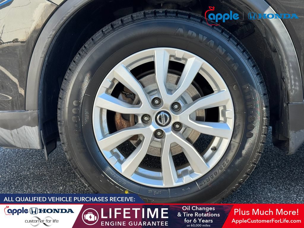 Used 2018 Nissan Rogue SV w/ Premium Package AWD/4WD image 6
