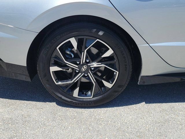 Certified 2025 Hyundai Sonata SEL FWD image 5