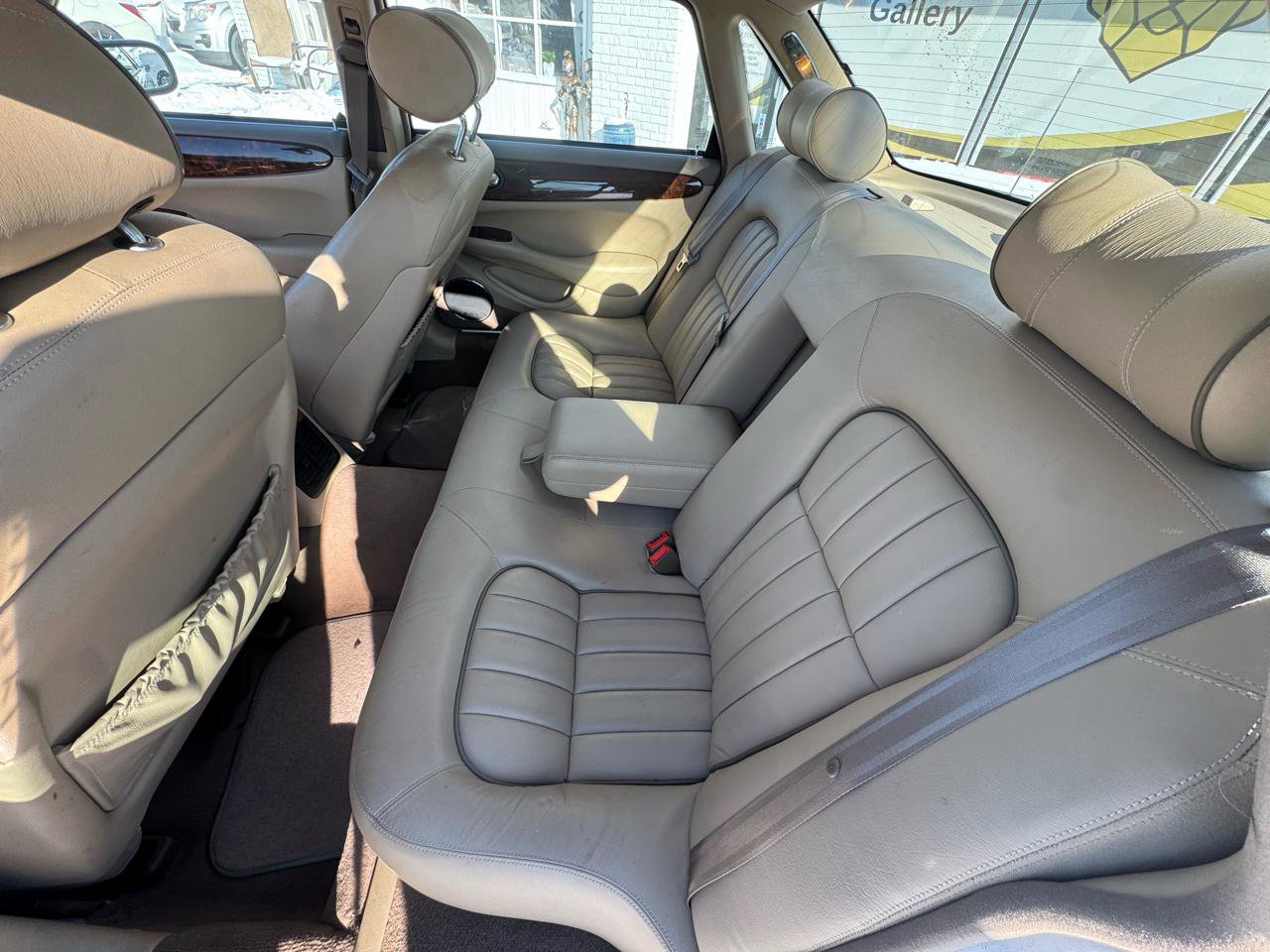 Used 2003 Jaguar XJ8 image 13