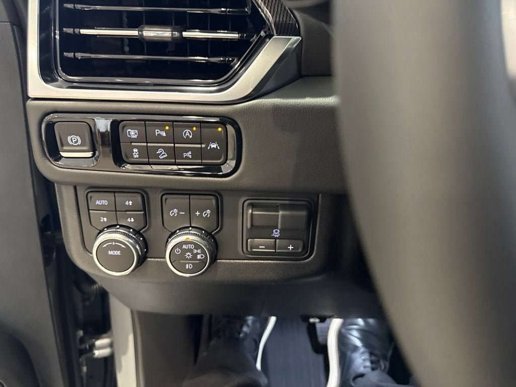 New 2026 GMC Yukon XL Elevation w/ Elevation Premium Package AWD/4WD image 35