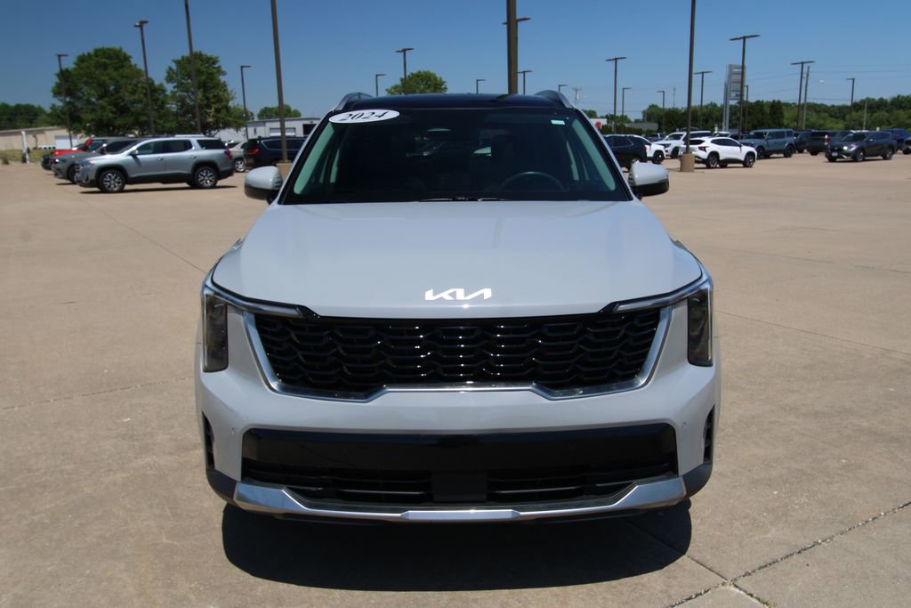 Used 2024 Kia Sorento S w/ Panoramic Sunroof Package AWD/4WD image 2