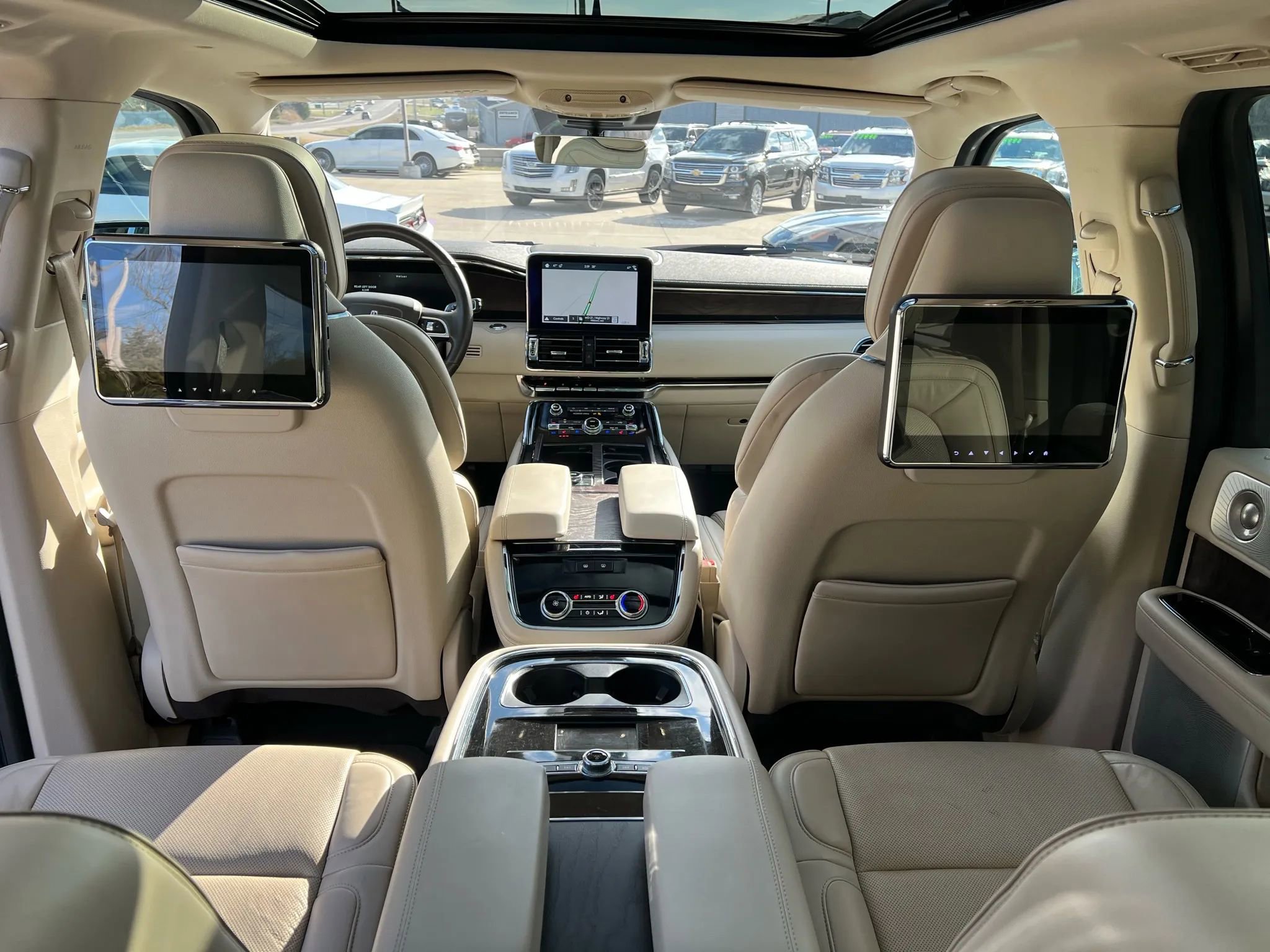 Used 2019 Lincoln Navigator L Reserve w/ Cargo Package image 37