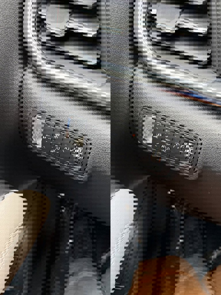 New 2026 GMC Terrain Elevation w/ Elevation Premium Package image 10