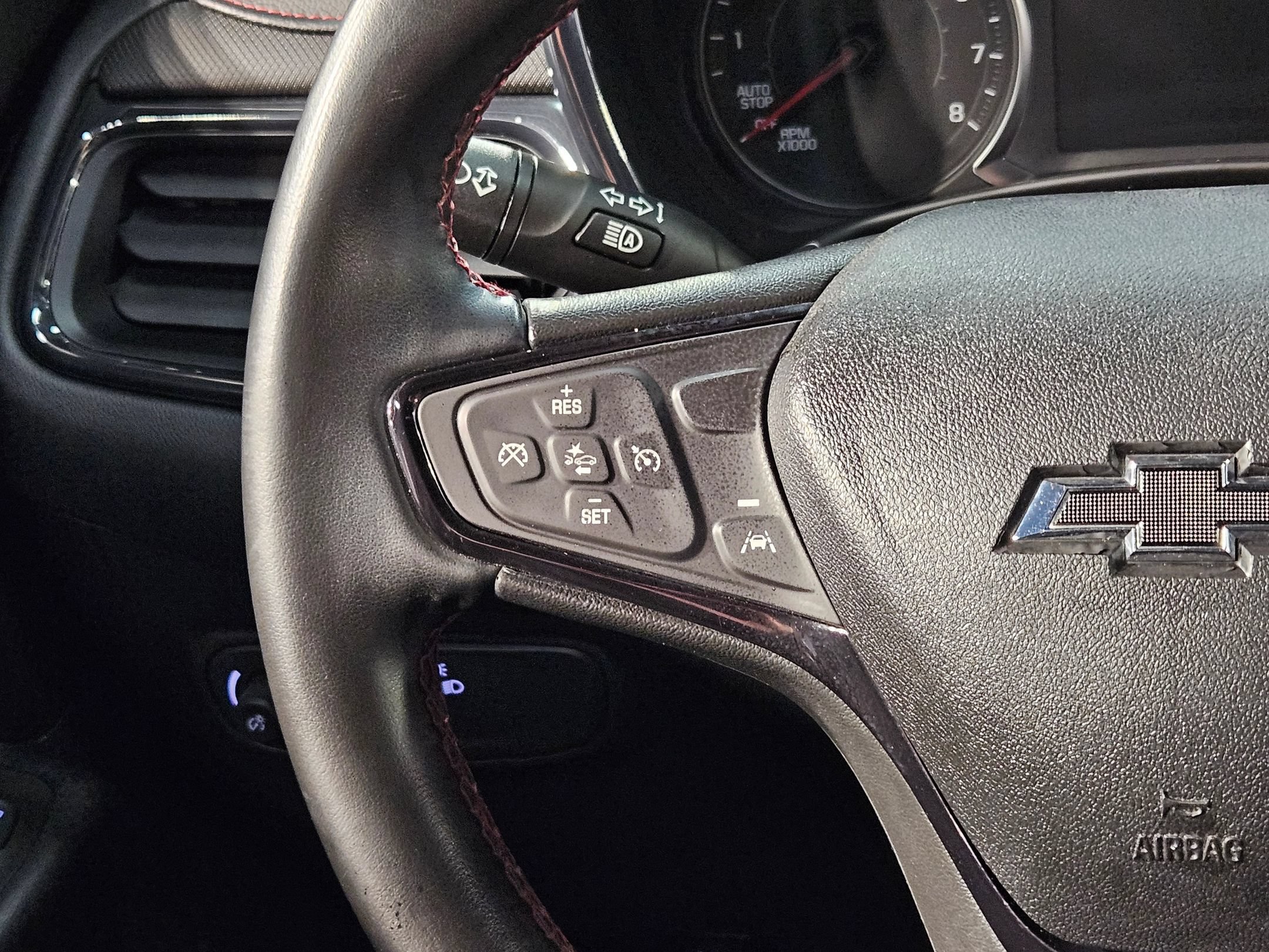 Used 2023 Chevrolet Equinox RS AWD/4WD image 28