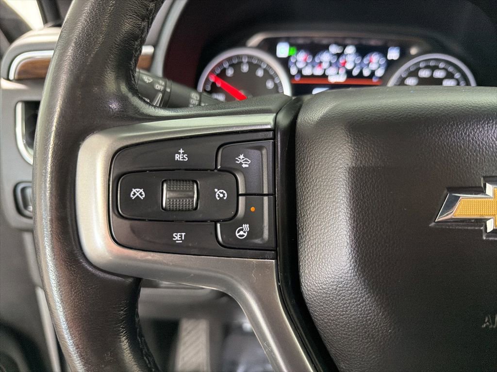 Used 2021 Chevrolet Suburban Premier w/ Premium Package AWD/4WD image 34