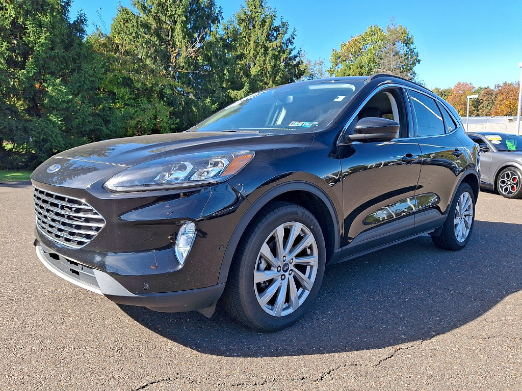 Used 2022 Ford Escape Titanium w/ Titanium Elite Package AWD/4WD image 6
