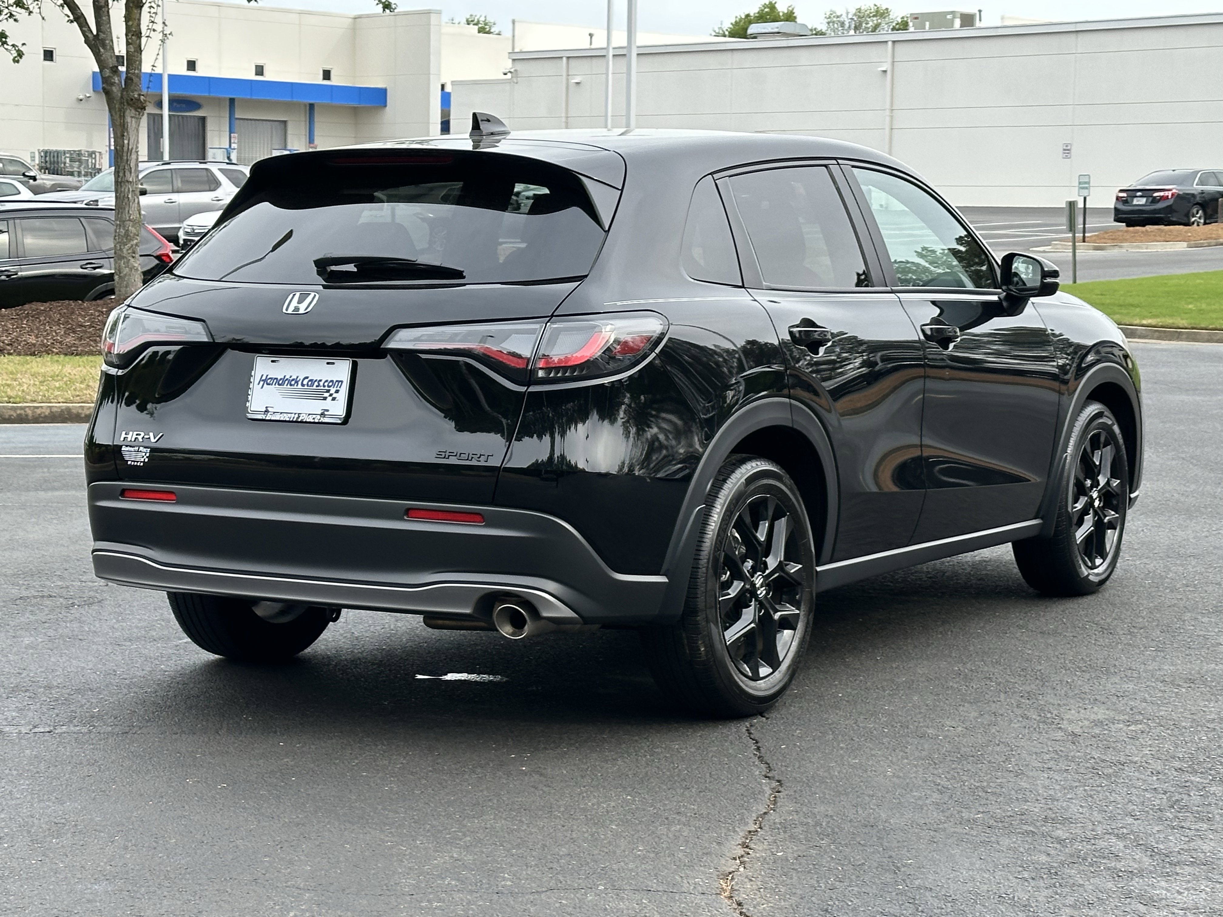 Used 2024 Honda HR-V Sport image 10