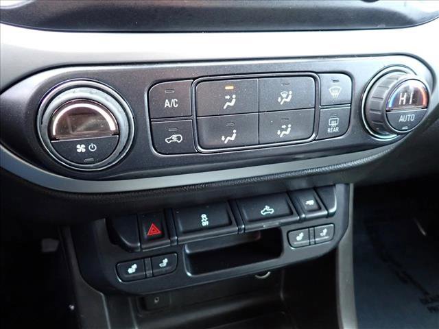 Used 2015 Chevrolet Colorado LT w/ Luxury Package image 20