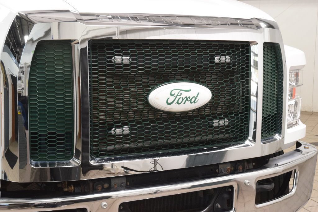 Used 2019 Ford F750 2WD SuperCab Super Duty image 5