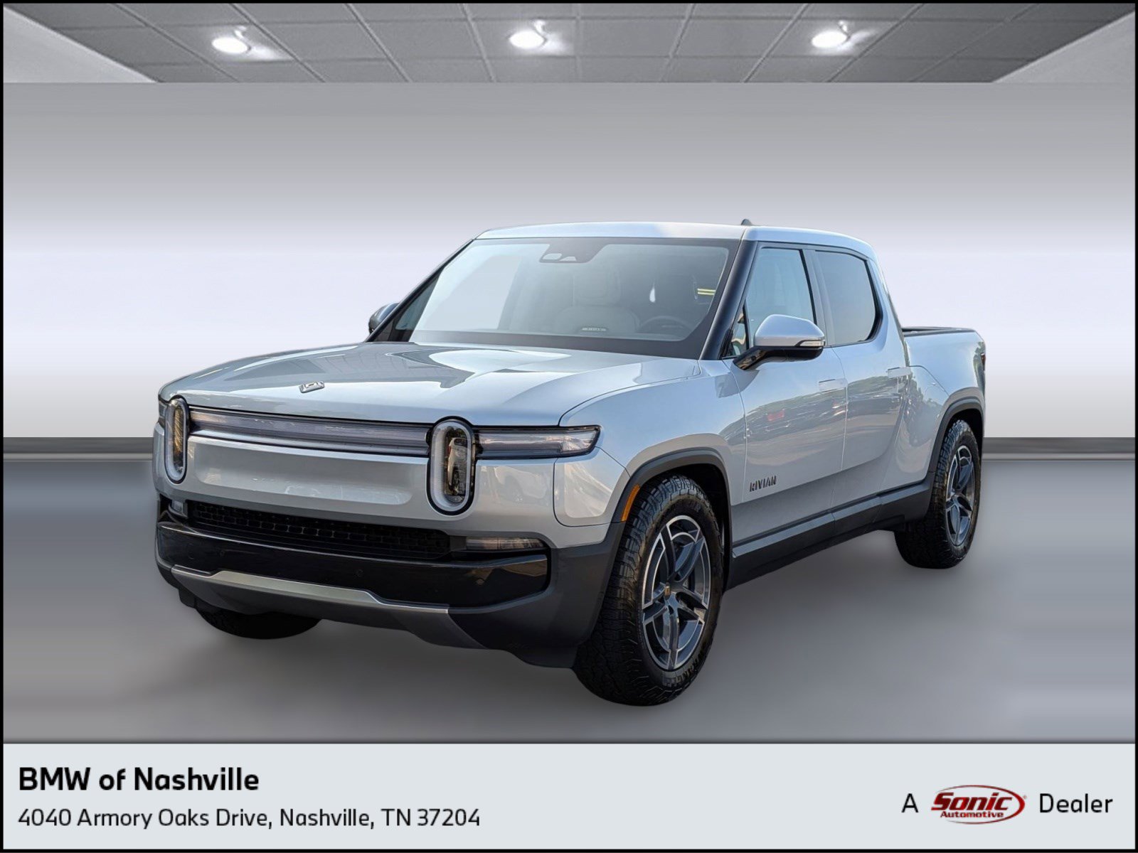 Used 2025 Rivian R1T Adventure image 1