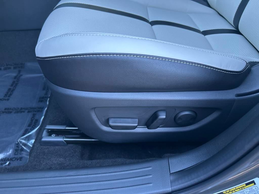 Certified 2026 MAZDA CX-50 AWD 2.5 S w/ Cargo Package image 17