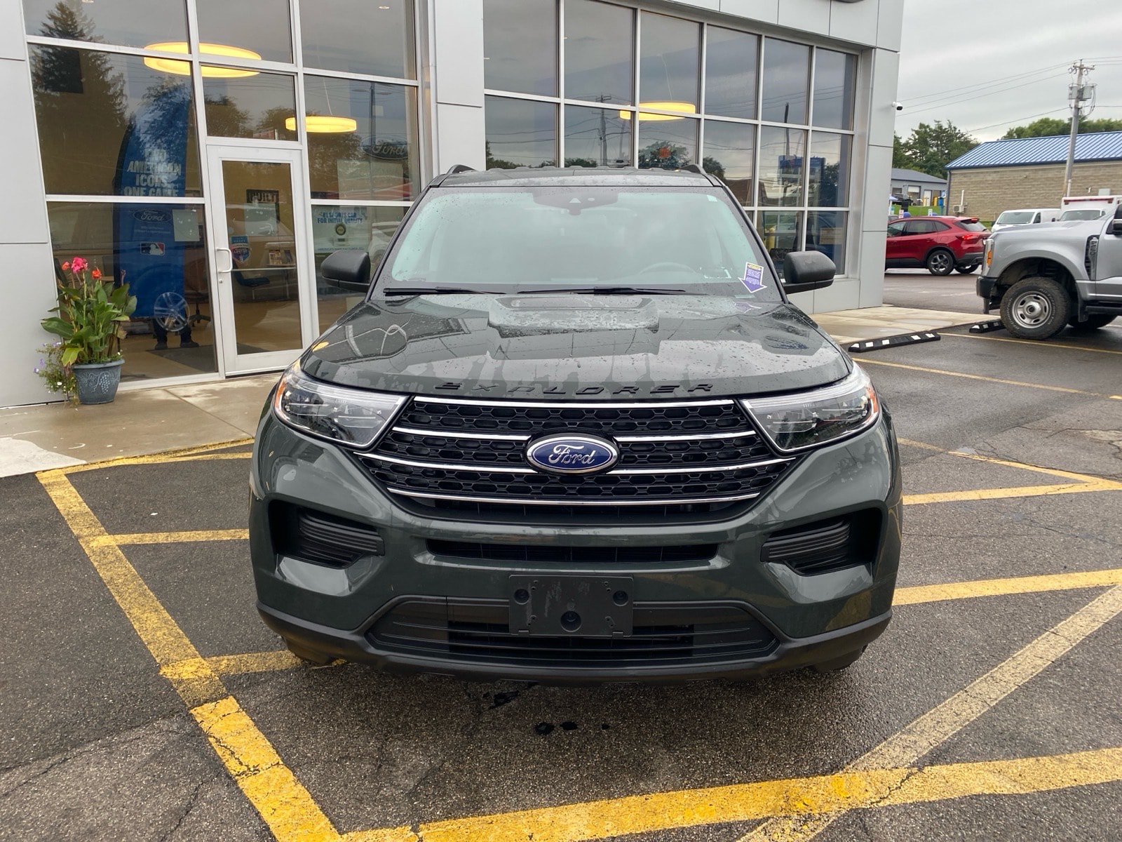 Used 2021 Ford Explorer XLT AWD/4WD image 9