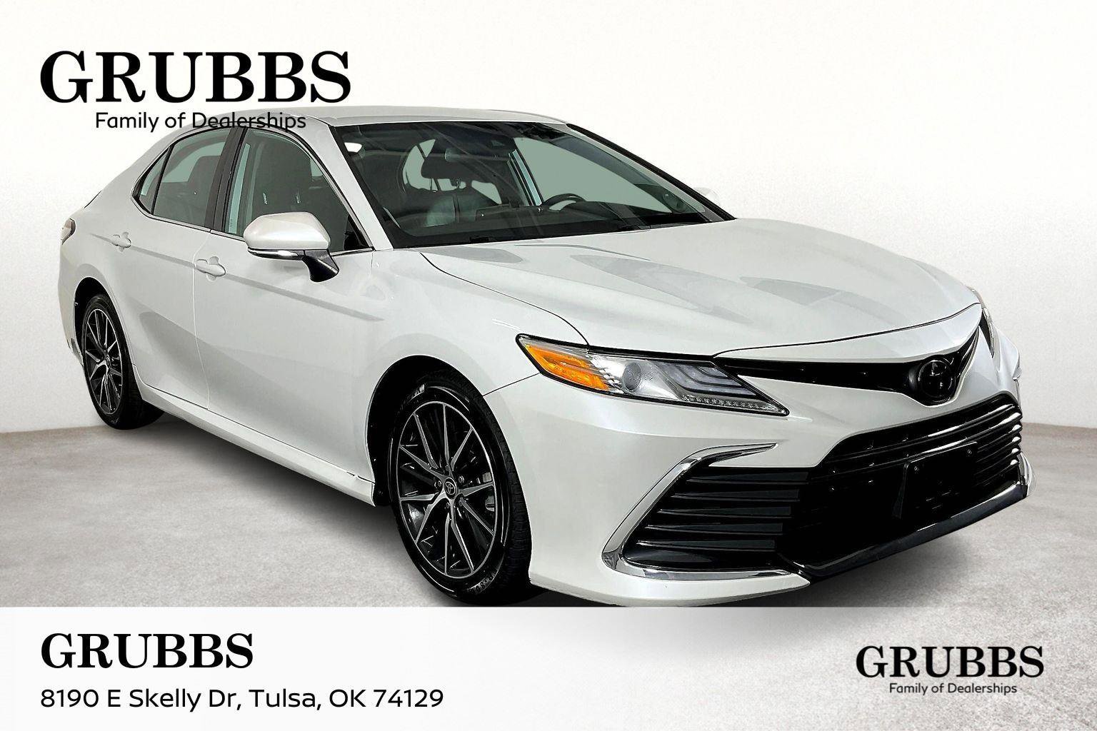 Used 2021 Toyota Camry XLE w/ Navigation Package