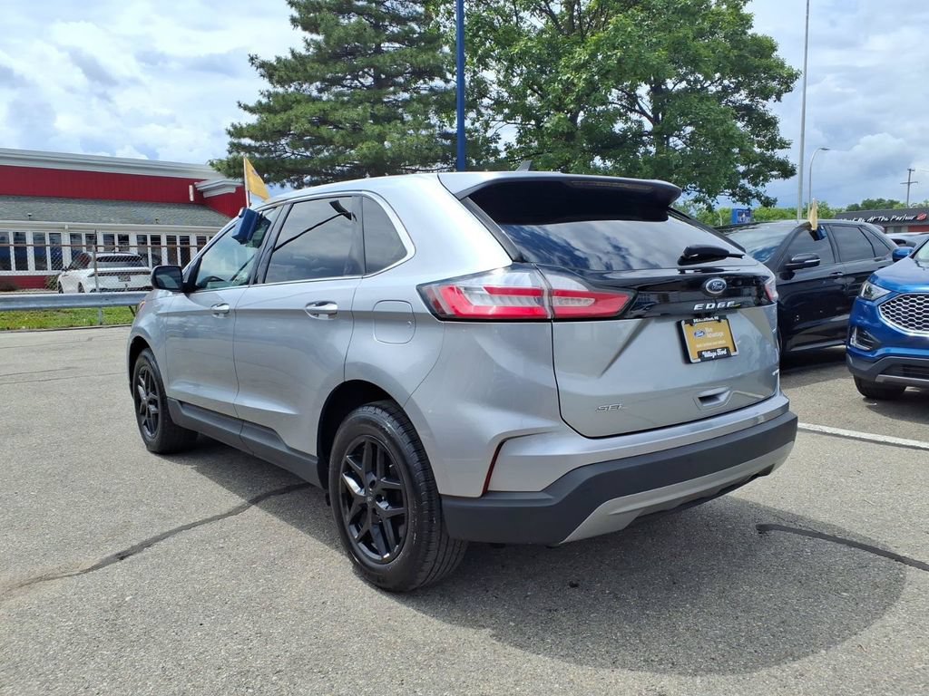 Used 2024 Ford Edge SEL w/ Convenience Package AWD/4WD image 8