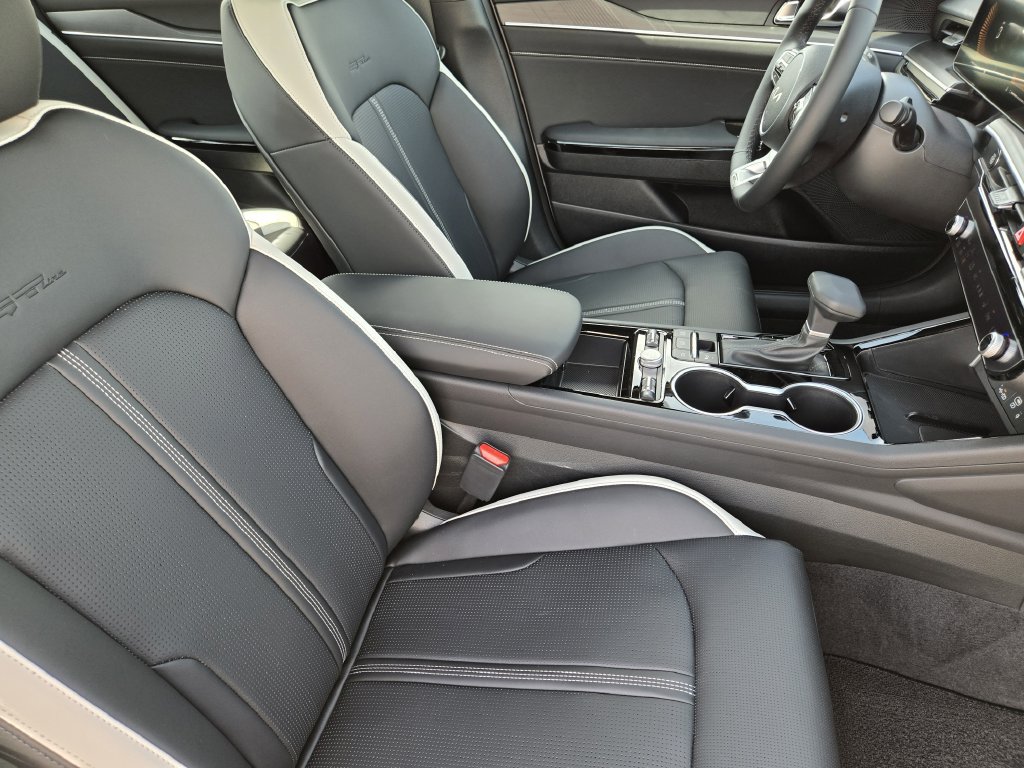 New 2026 Kia K5 GT-Line w/ GT-Line Premium Package FWD image 10