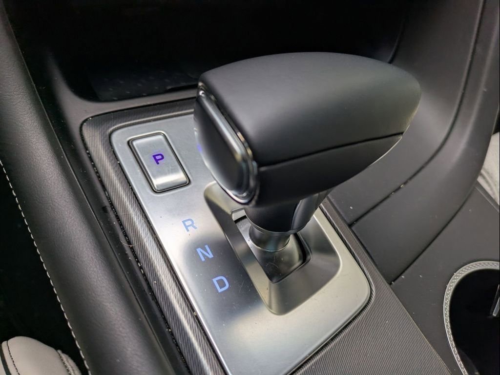 Used 2025 Genesis G70 3.3T Advanced w/ Sport Prestige Package image 15