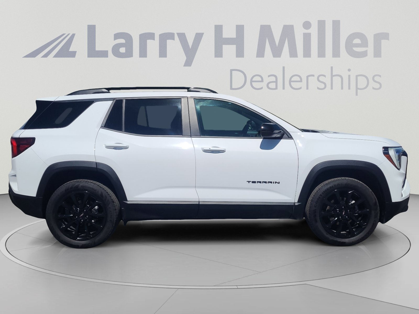Used 2026 GMC Terrain Elevation w/ Elevation Premium Package AWD/4WD image 6