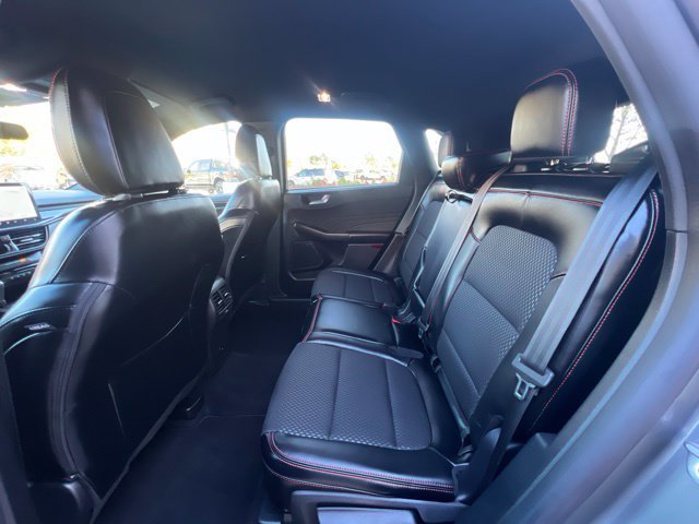 Used 2024 Ford Escape ST-Line w/ Tech Pack #1 AWD/4WD image 17